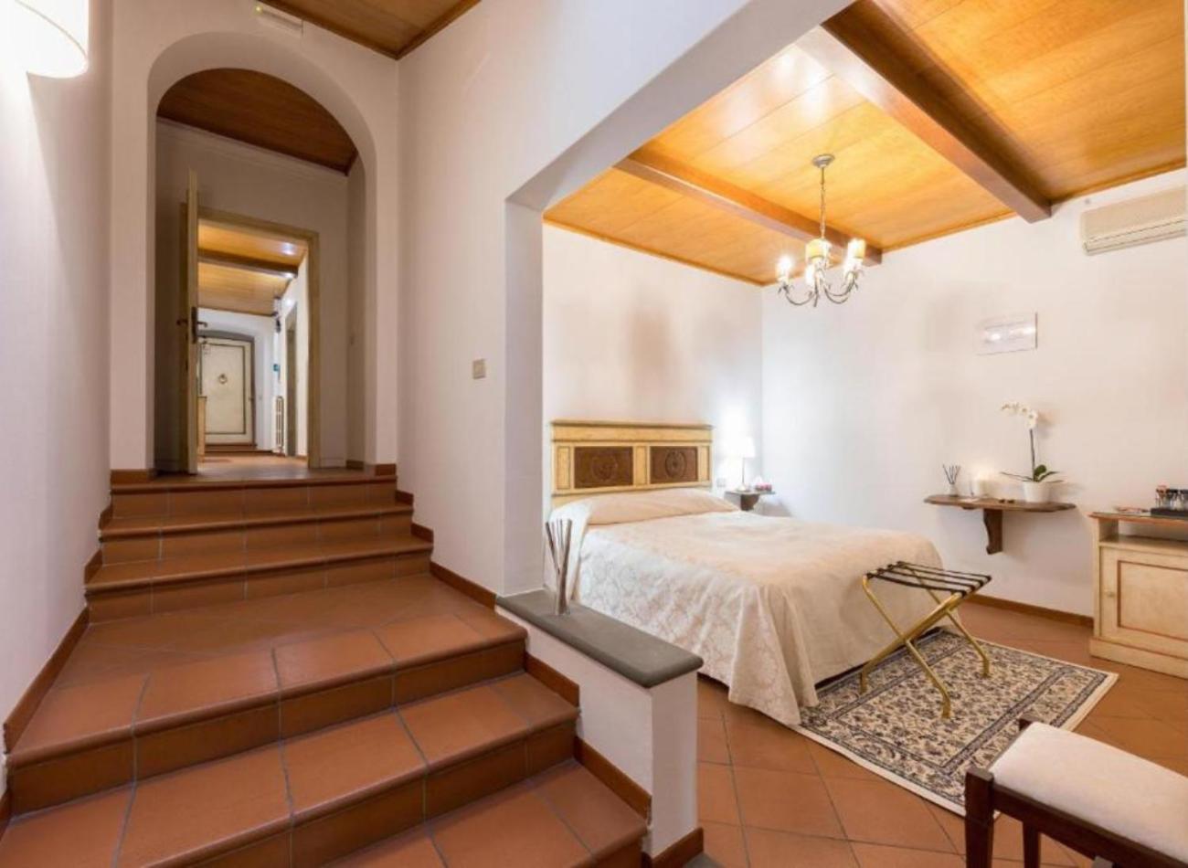 Numa Palazzo Haggis Aparthotel Florence